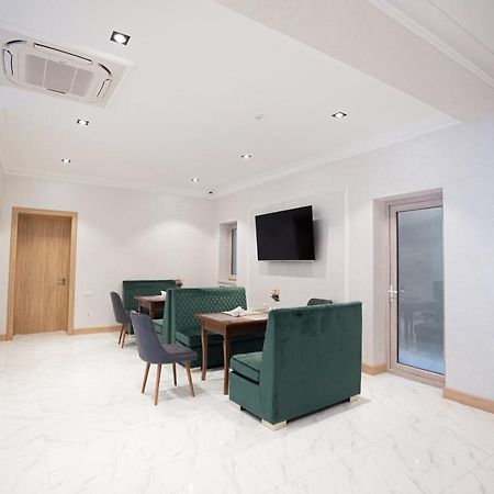 5 Wood Hotel & Spa ทาชเคนต์ ภายนอก รูปภาพ
